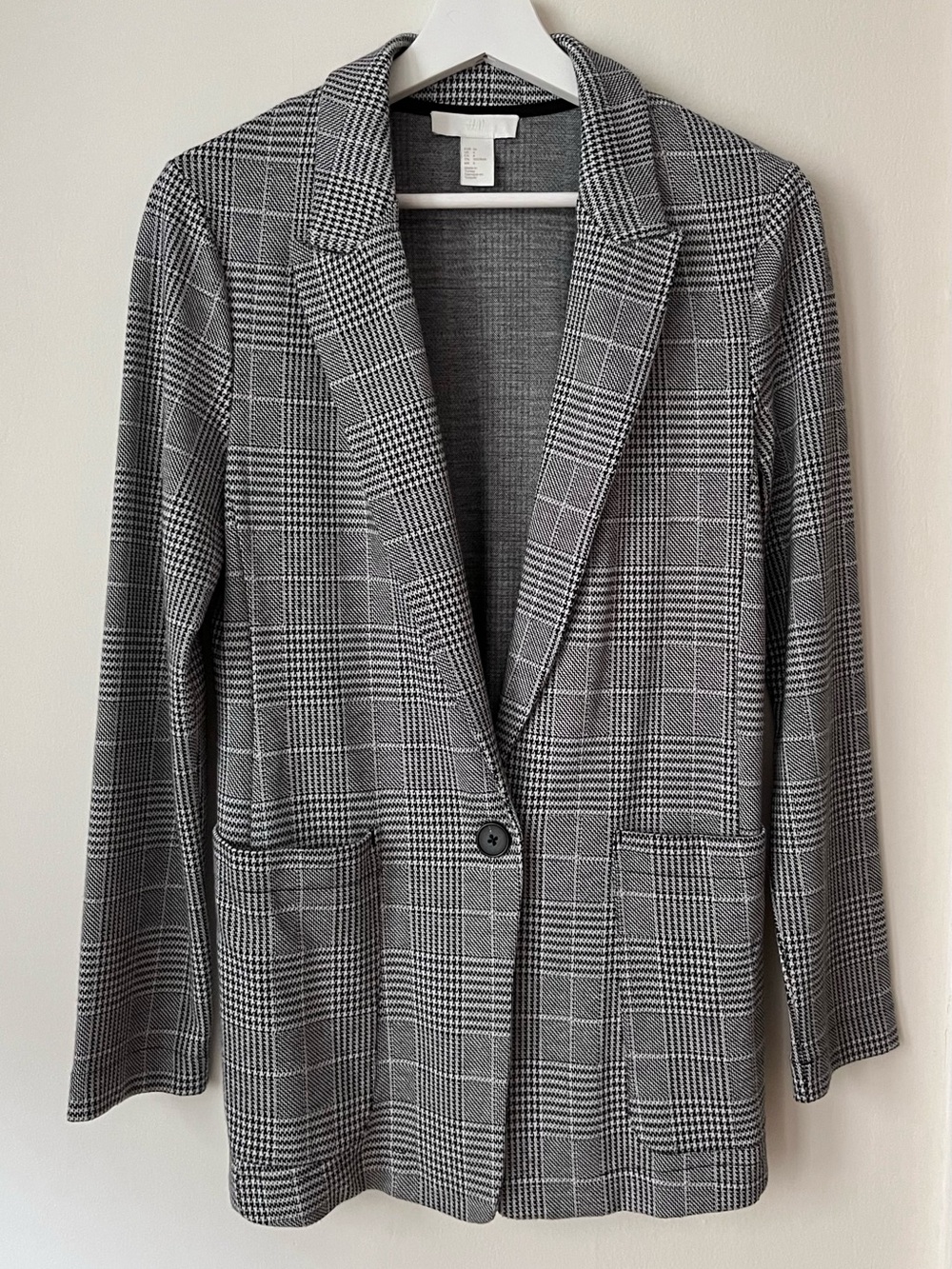 H&M • 4 • Black & White Glen Plaid Knit Longline One Button Blazer Jacket